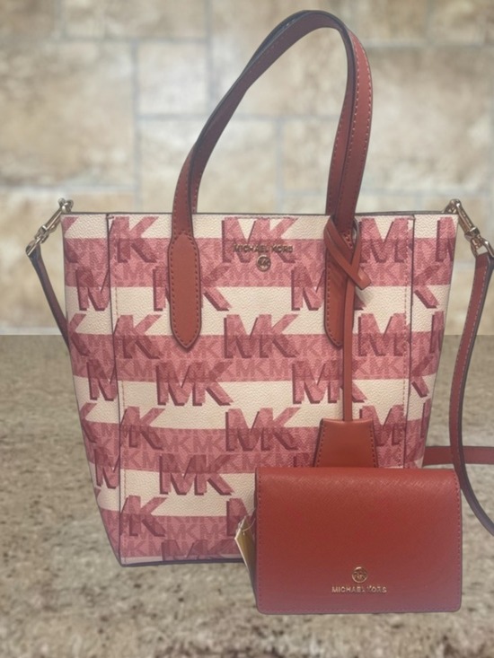 Michael Kors Handbags - Michael Kors Sinclair Logo Shopper Tote & Matching Wallet Cinnamon Pink Cream